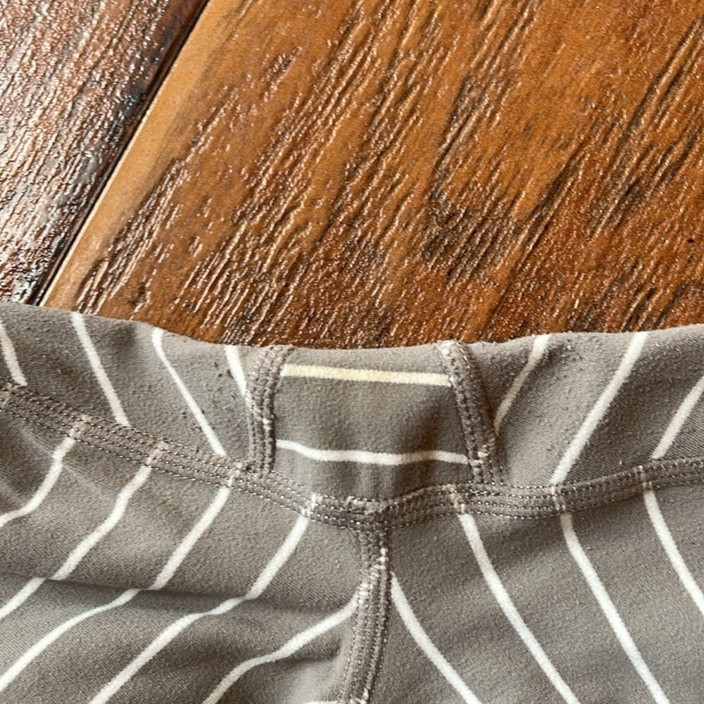 Athleta Leggings - Size Medium - Picture 10 of 10